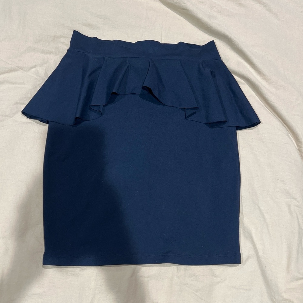 Elegant black Women's Skirt